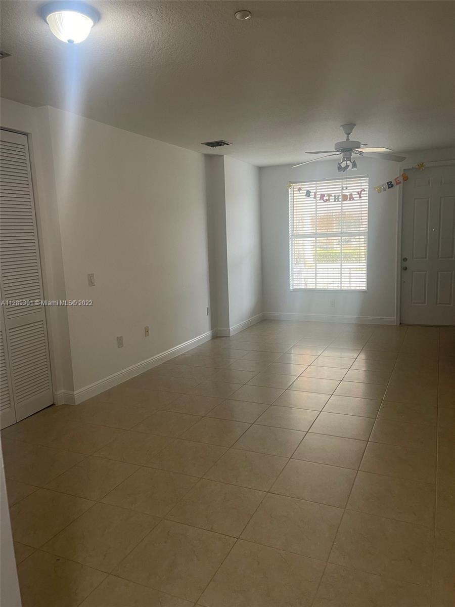 VILLAGE AT SAILBOAT BEND - Residential Lease