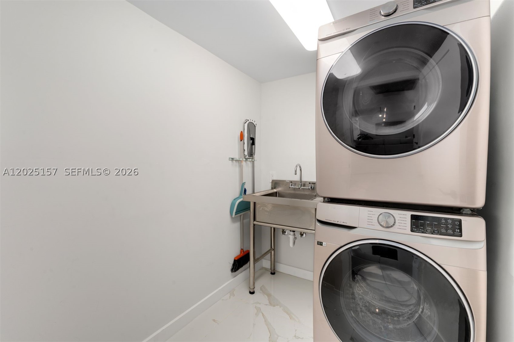 GROVE ISLE CONDO - Residential