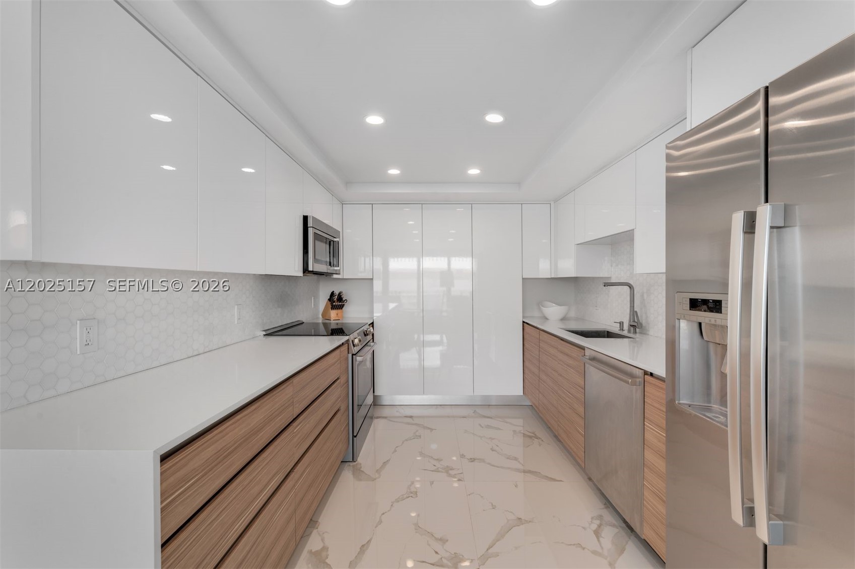 GROVE ISLE CONDO - Residential