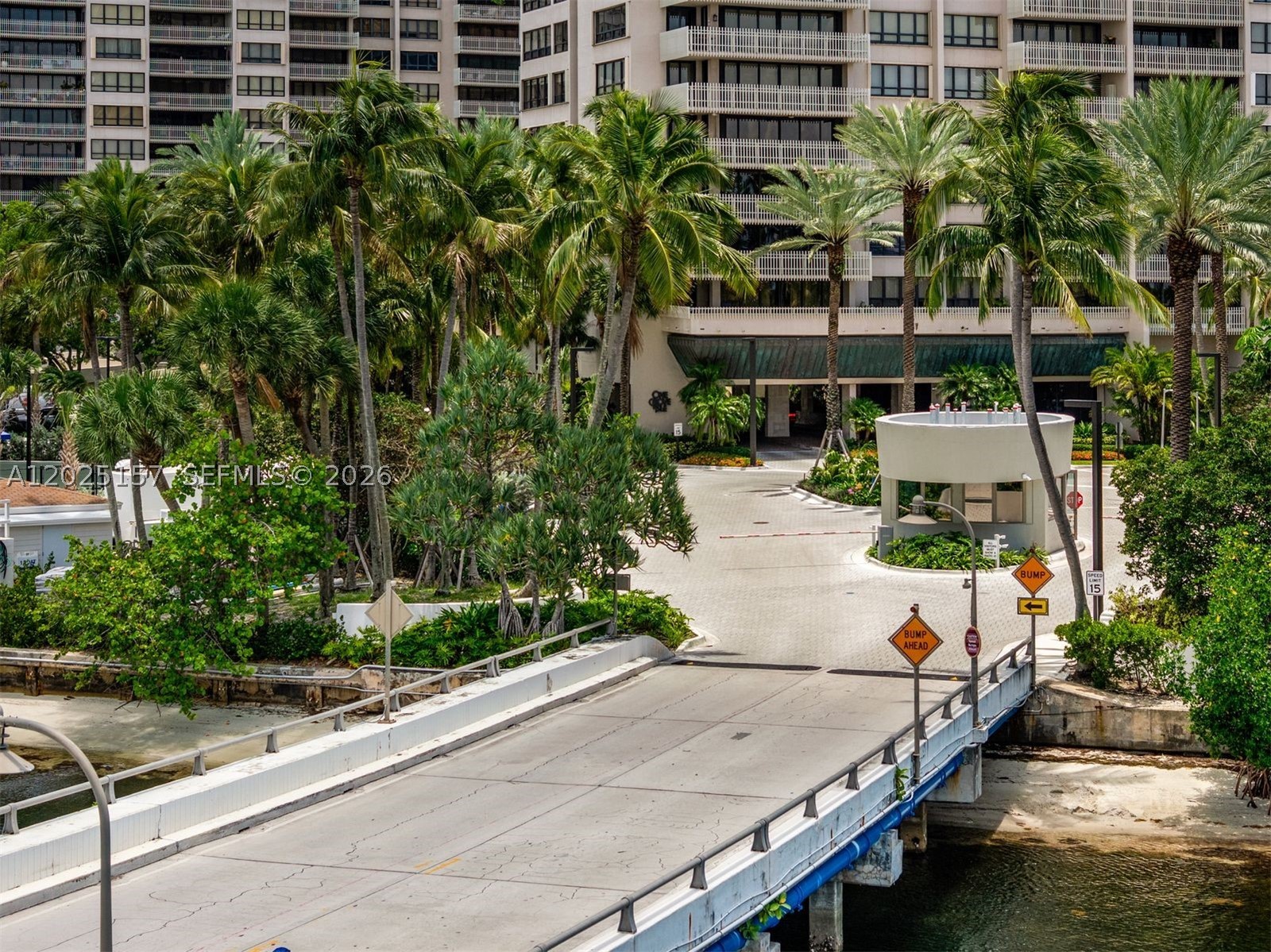 GROVE ISLE CONDO - Residential