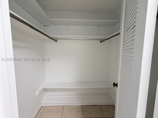 ROLLING GREEN CONDO F - Residential Lease