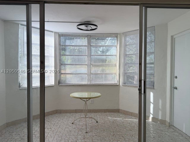 ROLLING GREEN CONDO F - Residential Lease