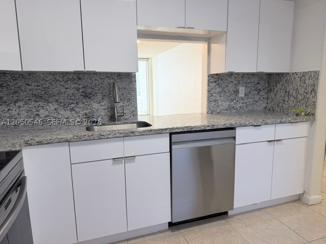 ROLLING GREEN CONDO F - Residential Lease