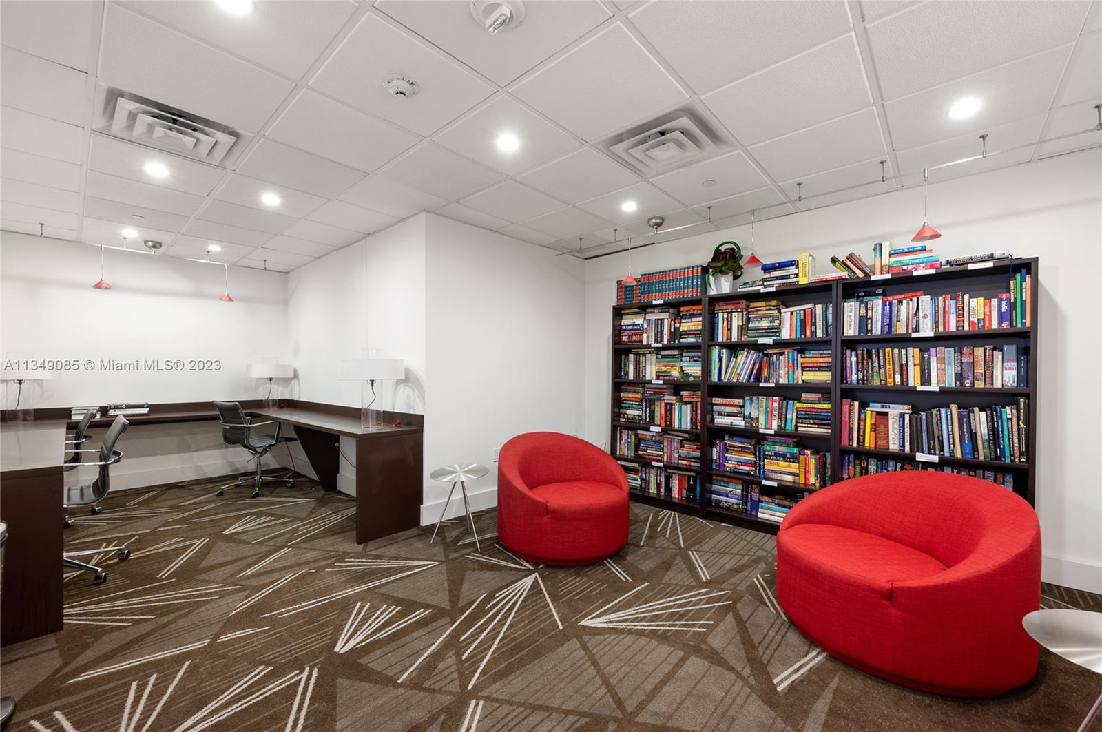 ARLEN BEACH CONDO - Residential Lease