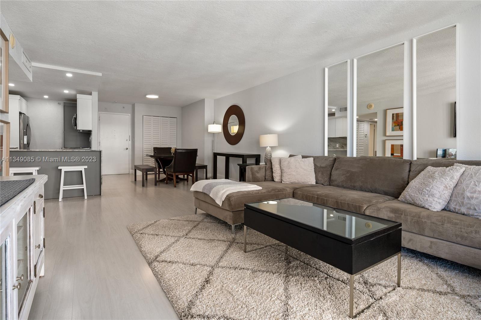 ARLEN BEACH CONDO - Residential Lease