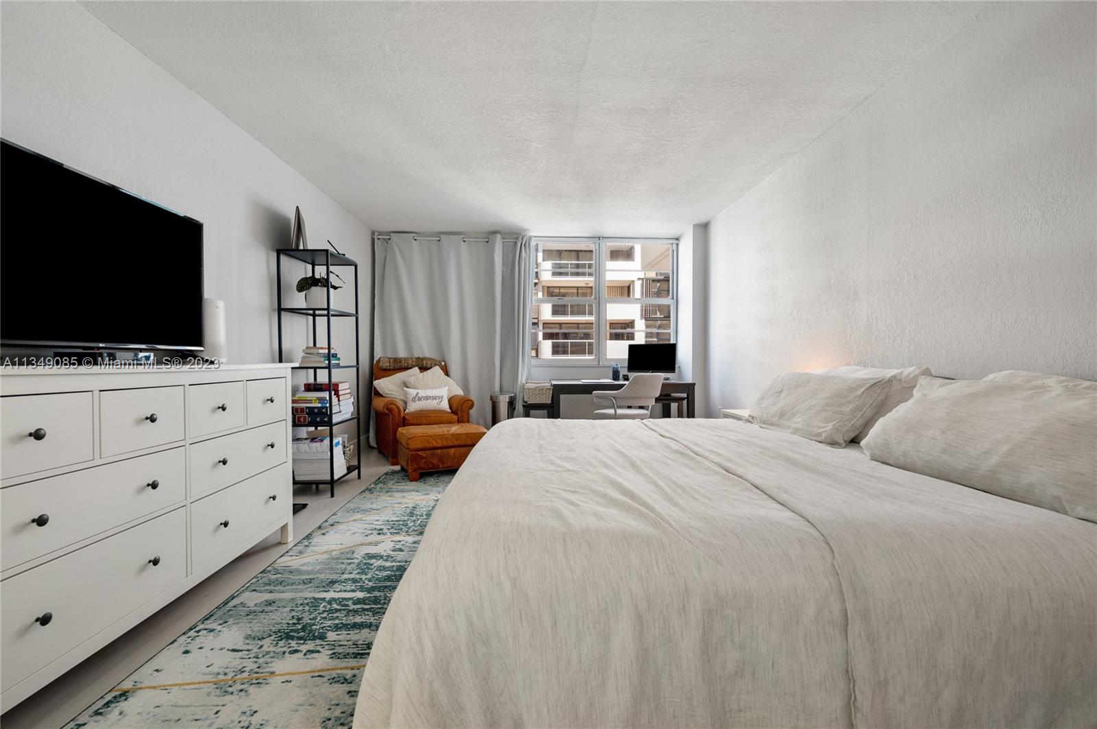 ARLEN BEACH CONDO - Residential Lease