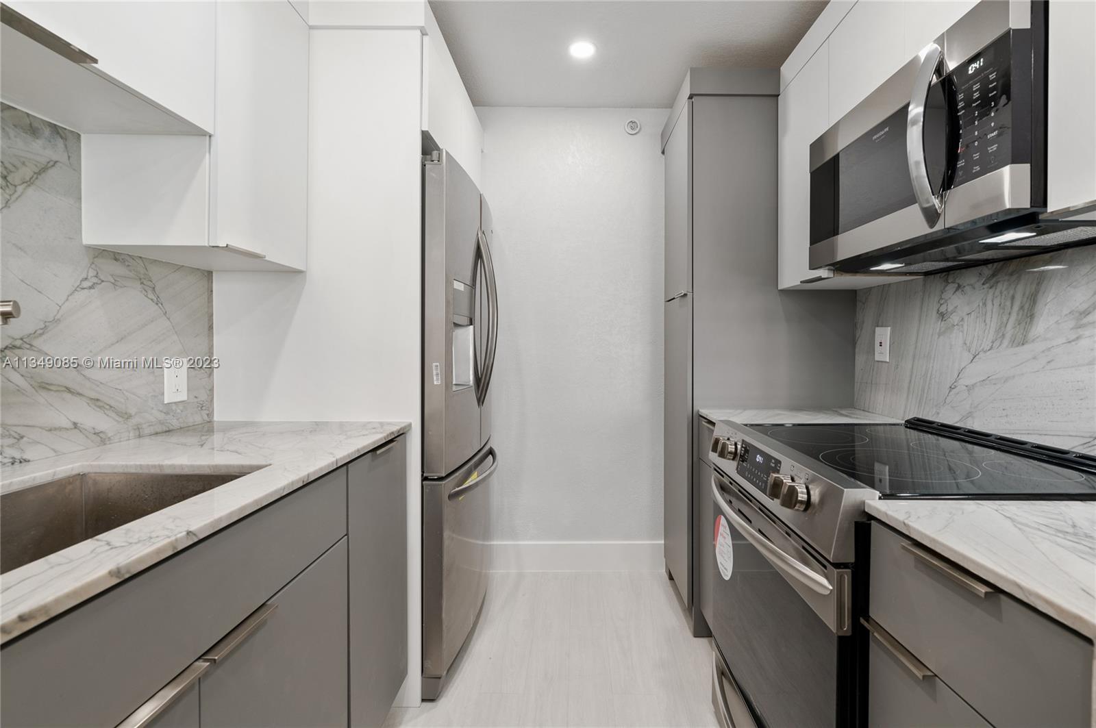 ARLEN BEACH CONDO - Residential Lease