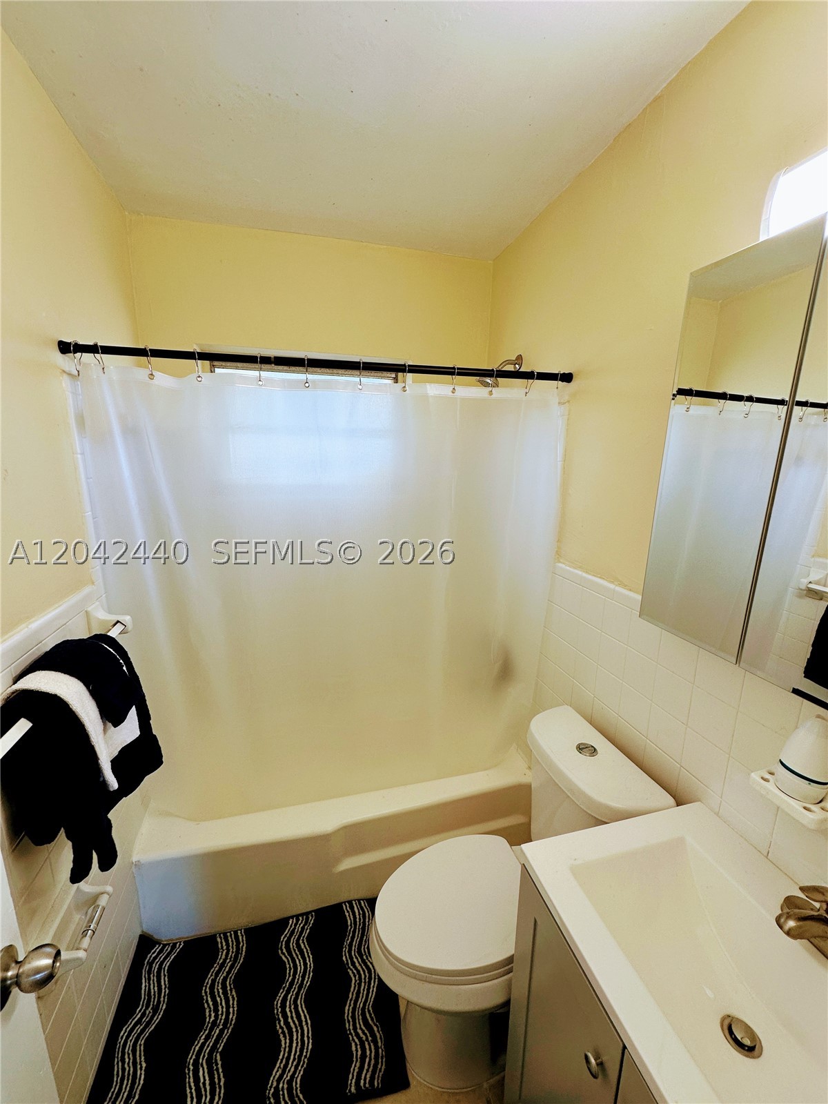 PROSPECT GARDENS - Residential Lease