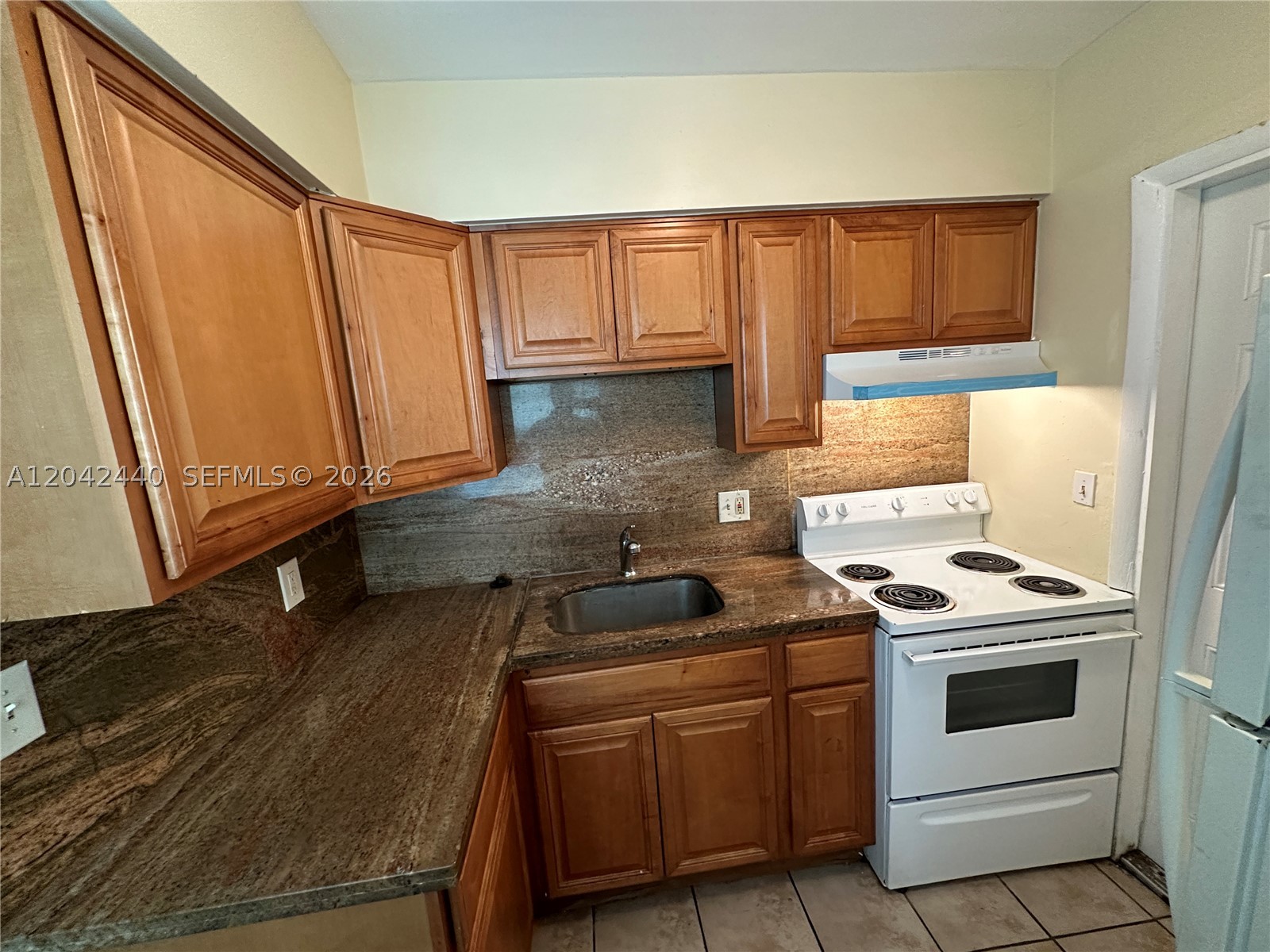 PROSPECT GARDENS - Residential Lease