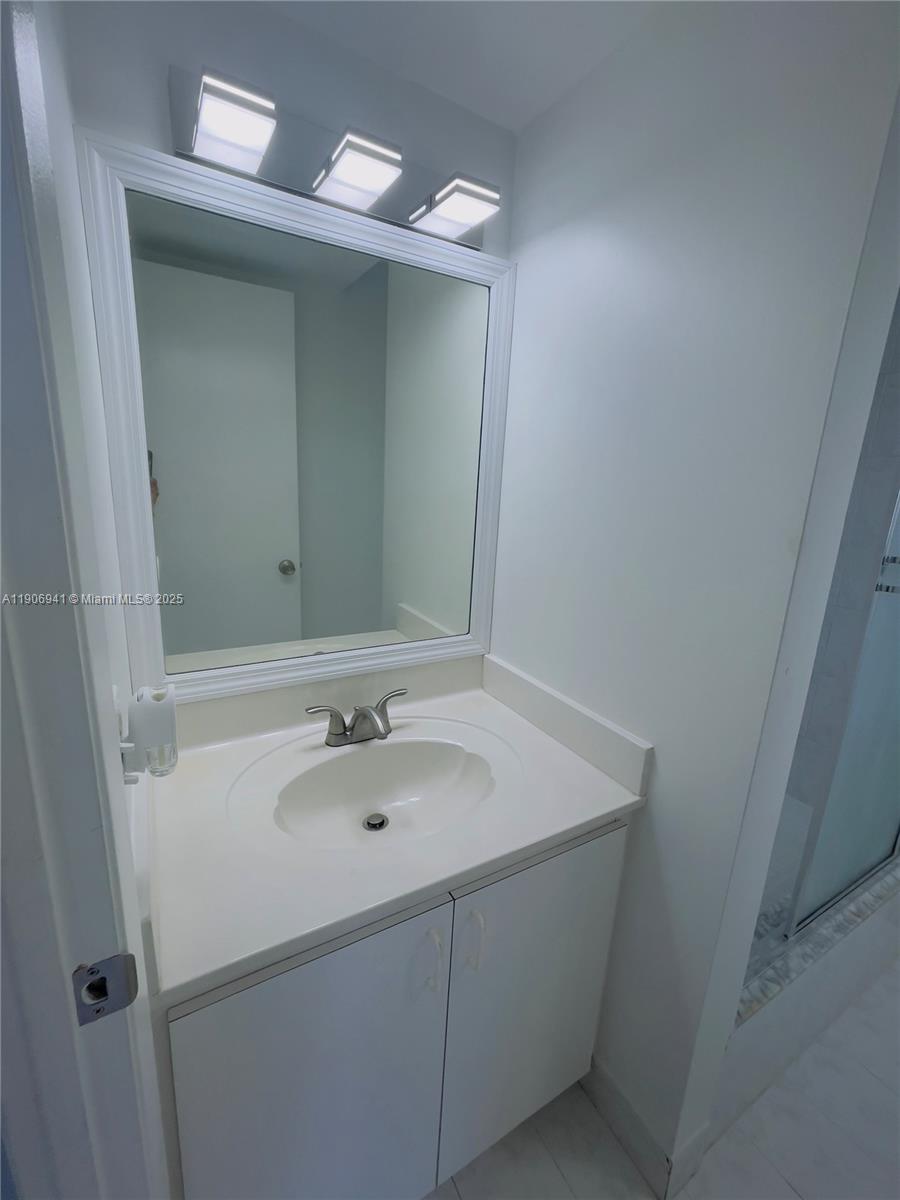 ROYAL OAKS CONDO - Residential