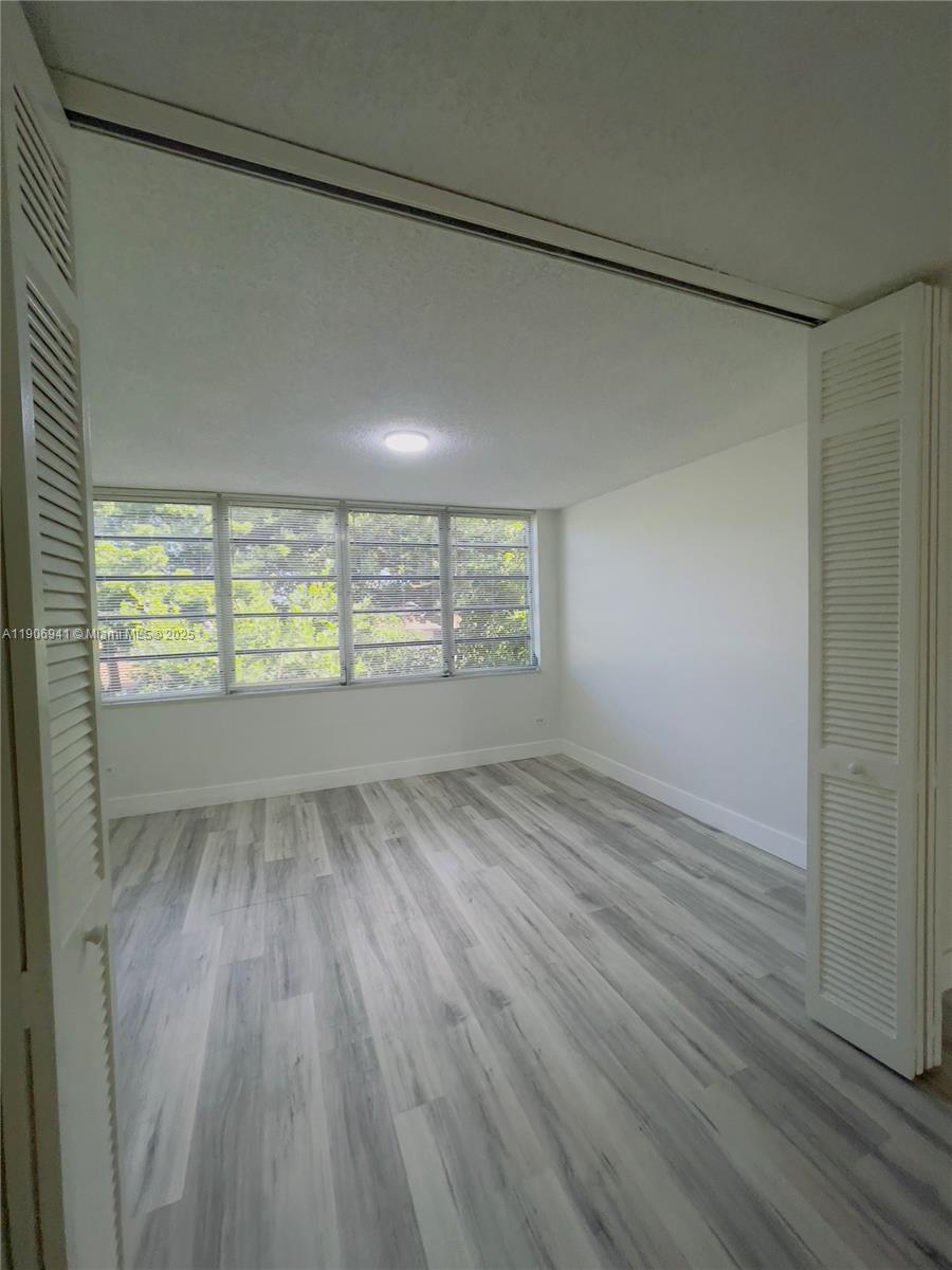 ROYAL OAKS CONDO - Residential