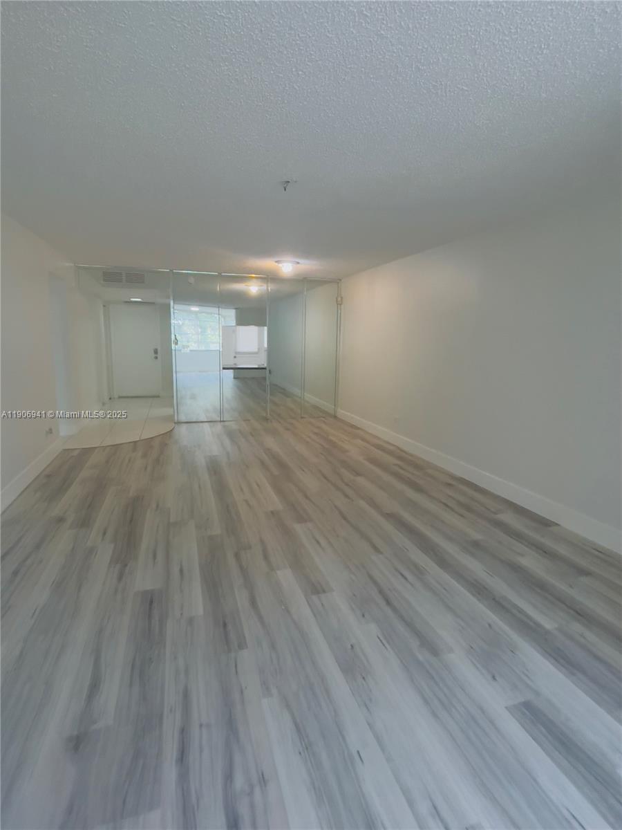 ROYAL OAKS CONDO - Residential