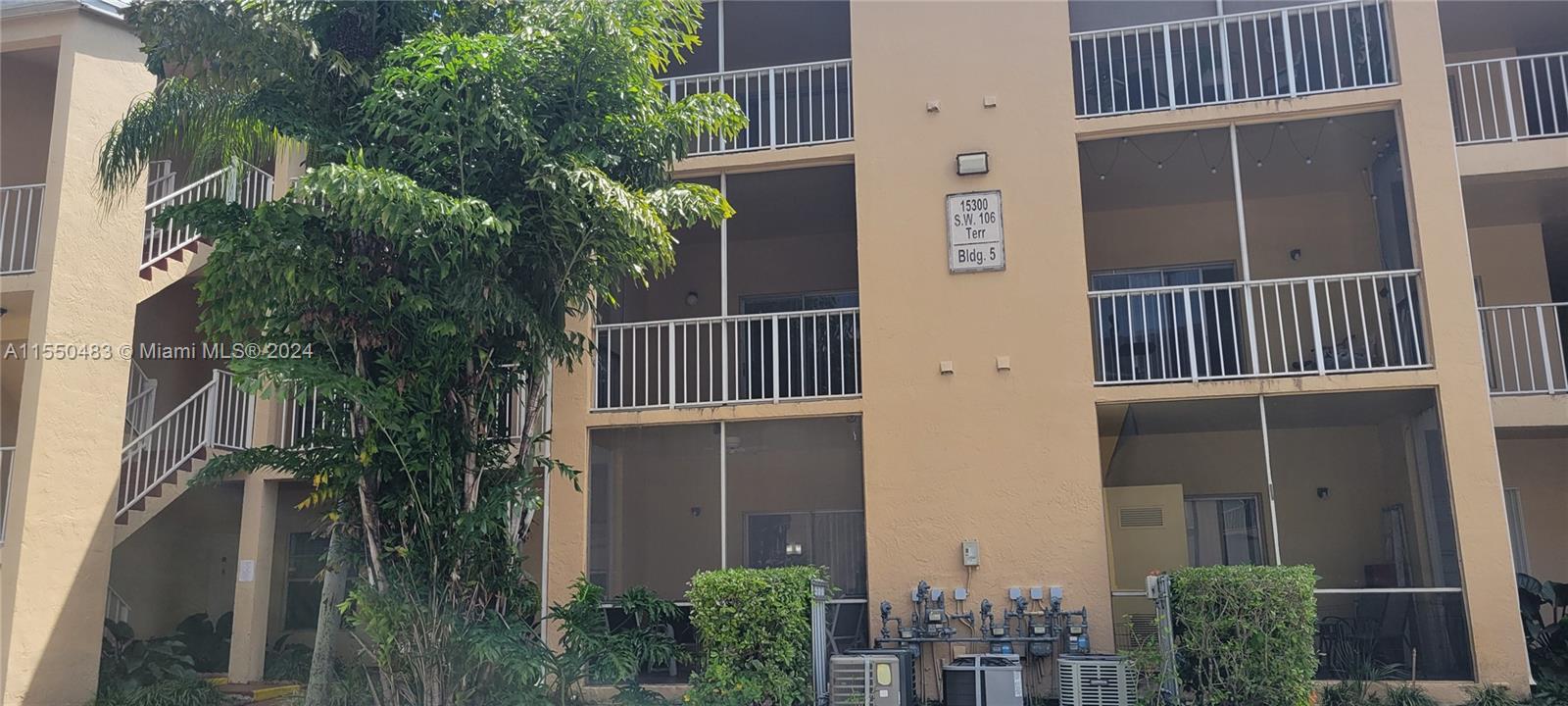 HAMMOCKS TRAILS CONDO - Residential Lease