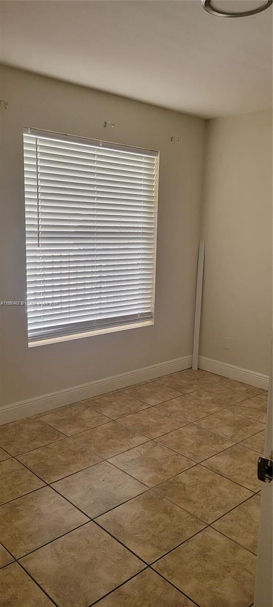 HAMMOCKS TRAILS CONDO - Residential Lease