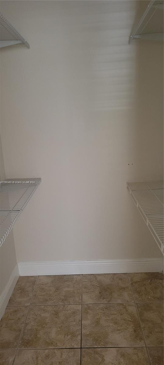 HAMMOCKS TRAILS CONDO - Residential Lease