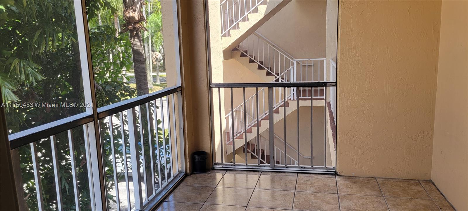 HAMMOCKS TRAILS CONDO - Residential Lease