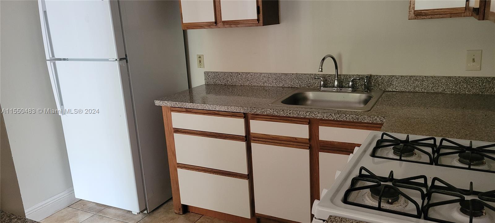 HAMMOCKS TRAILS CONDO - Residential Lease