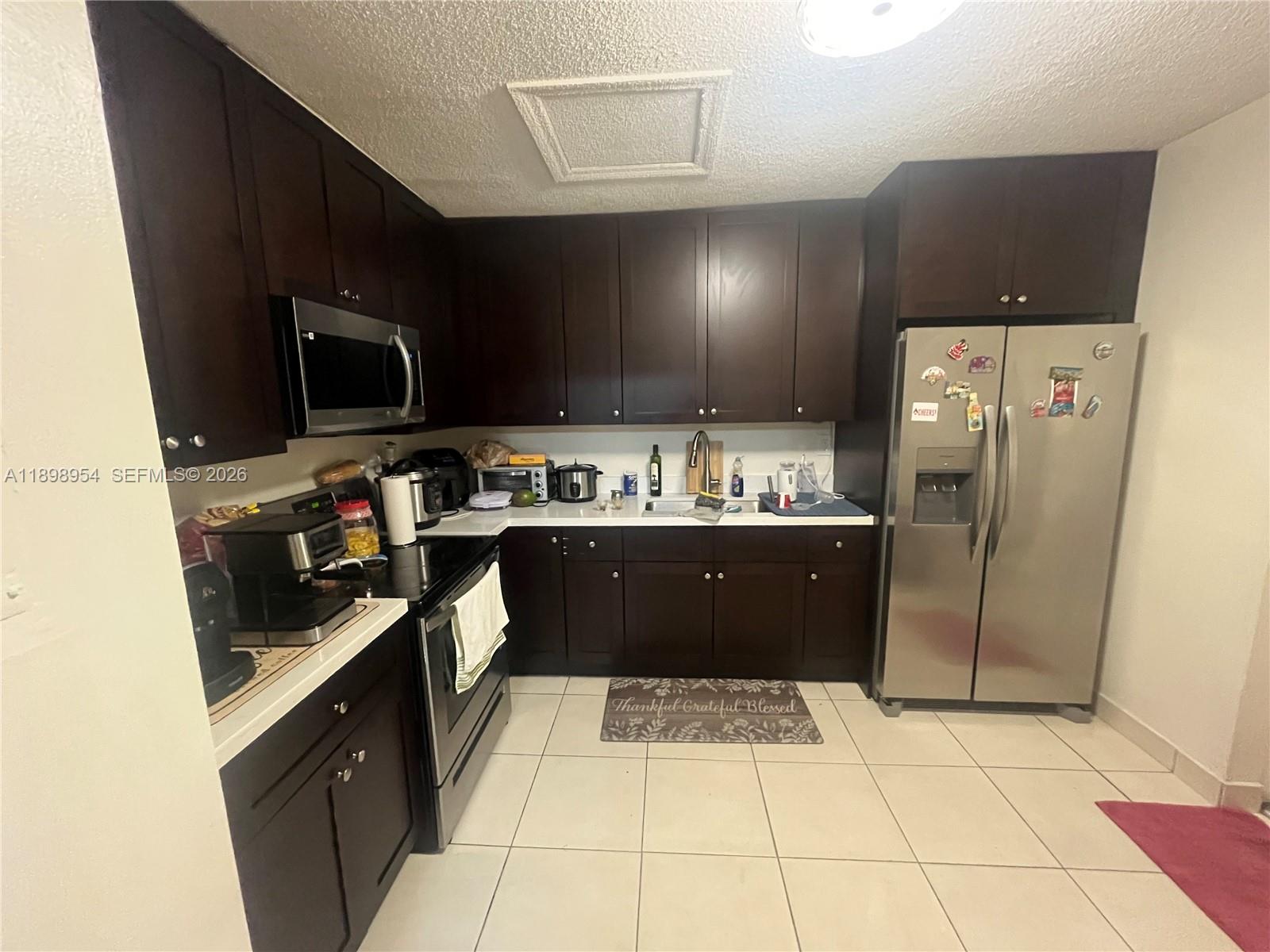 HIALEAH 8TH ADDN - Residential Income