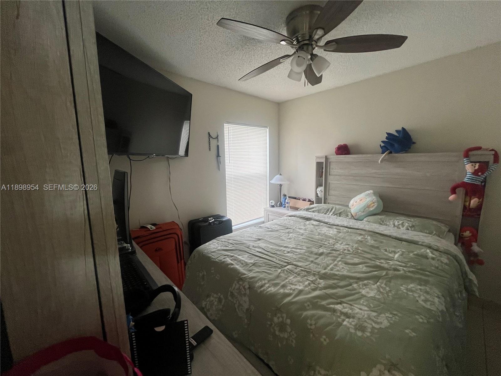 HIALEAH 8TH ADDN - Residential Income