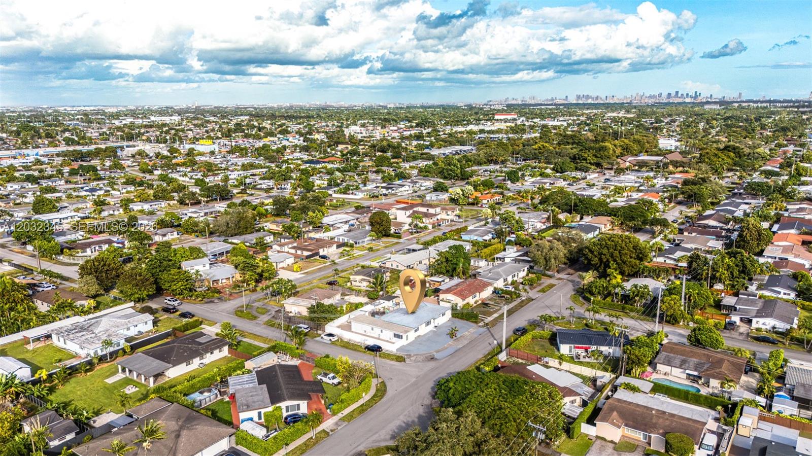 Beautifully maintained property in the heart of Miami! This home offers a spacious layout with abundant natural light, a functional floor plan, and excellent potential for both end users and investors. Conveniently located near major highways, shopping centers, dining, and top-rated schools. Enjoy a generous corner  Lot with pool. A must-see opportunity in a prime location!
