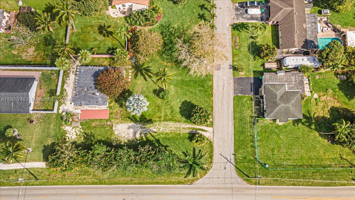 EVERGLADE LAND SALES CO - Residential Lease