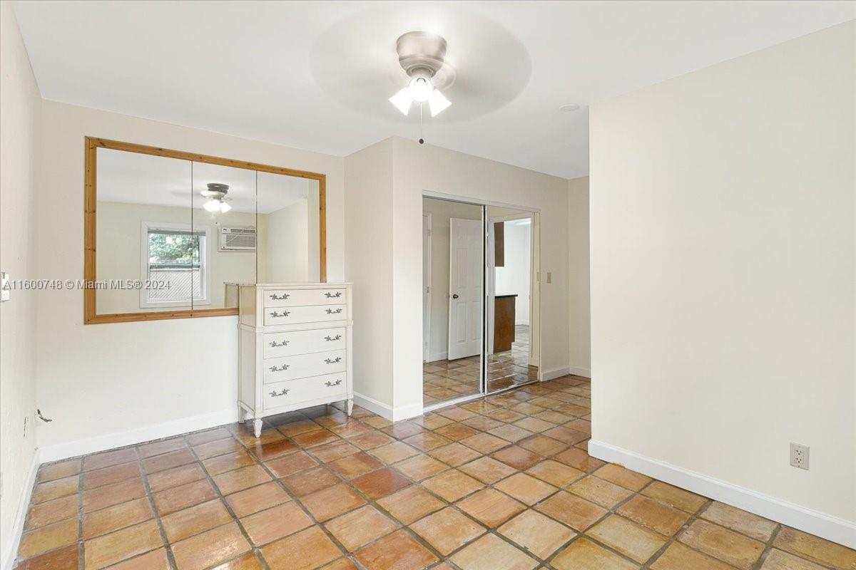 EVERGLADE LAND SALES CO - Residential Lease