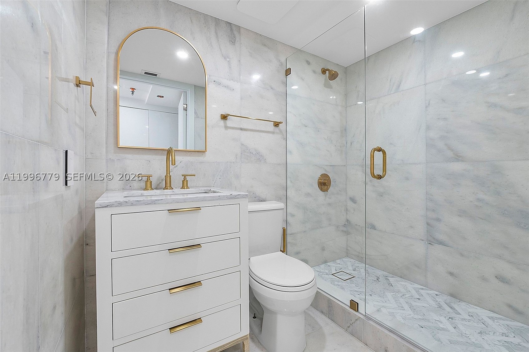 BRICKELL KEY II CONDO - Residential