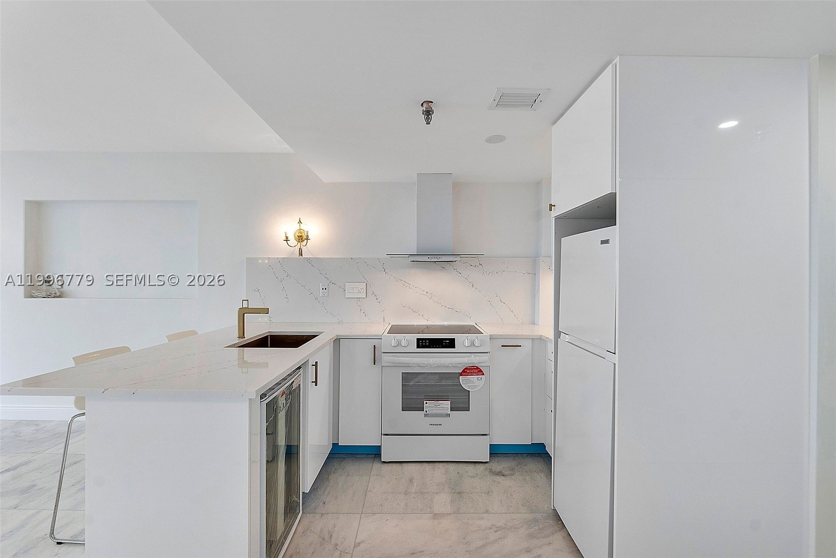 BRICKELL KEY II CONDO - Residential