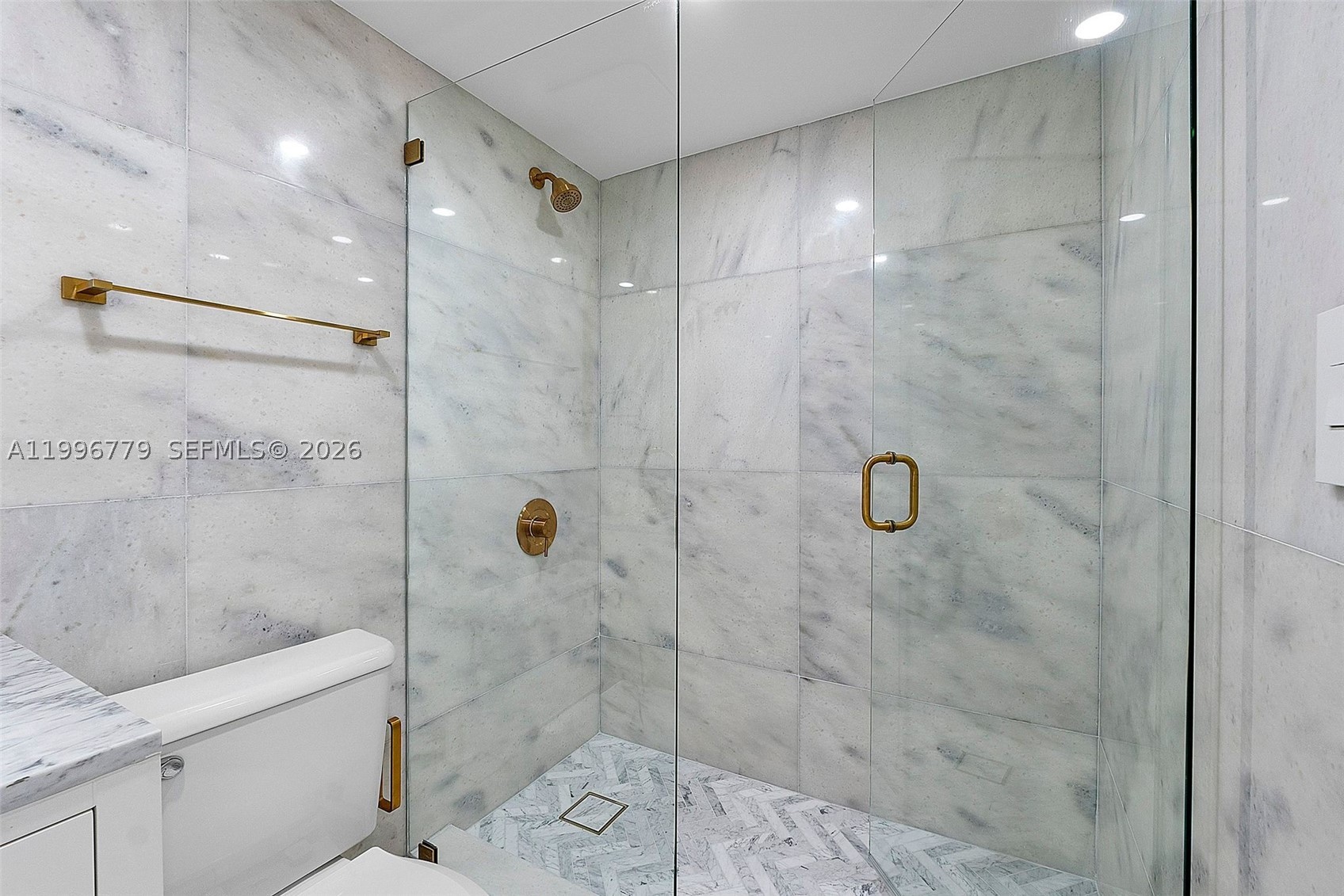 BRICKELL KEY II CONDO - Residential