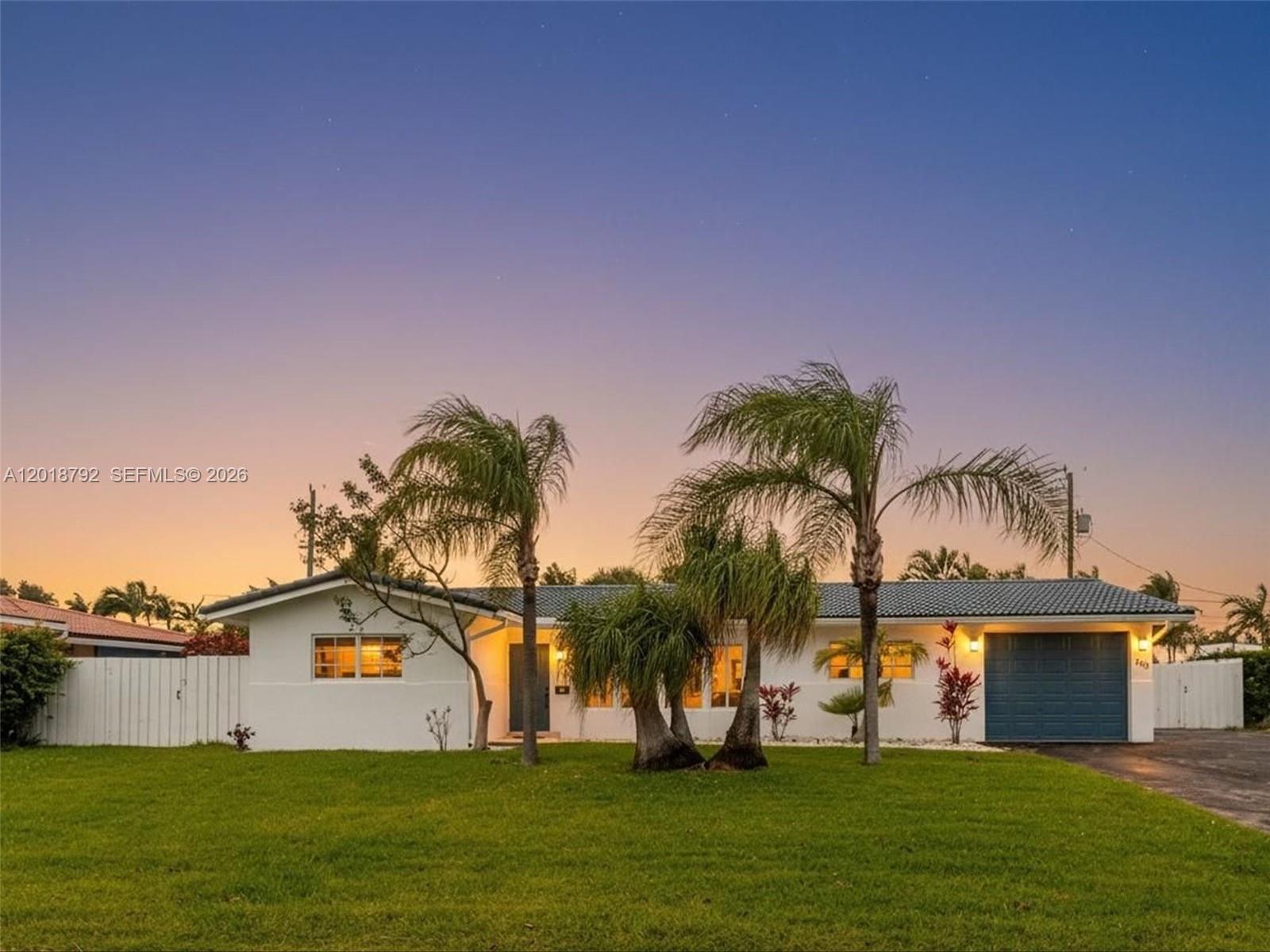 VENETIAN ISLES 3RD SEC - Residential