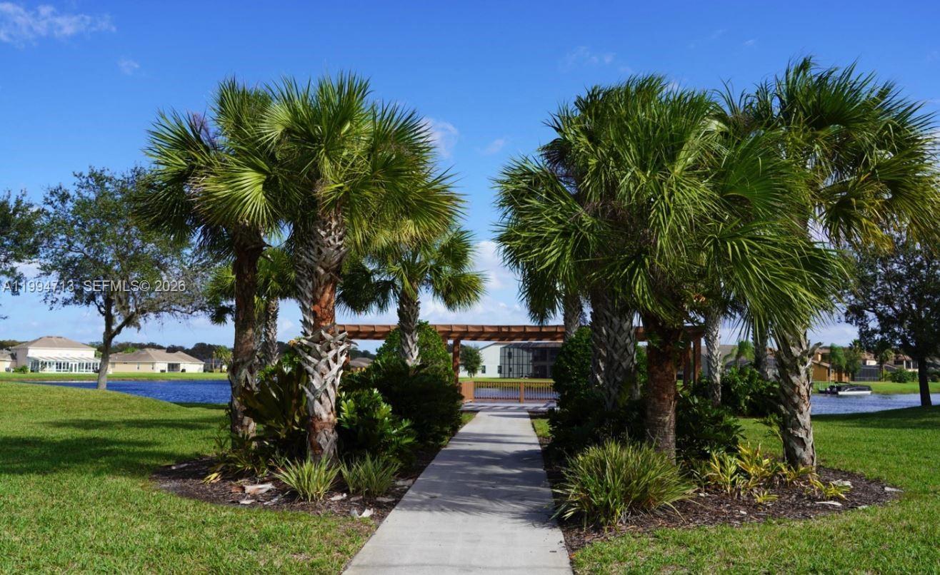 SHINGLE CREEK REVERVE - Residential