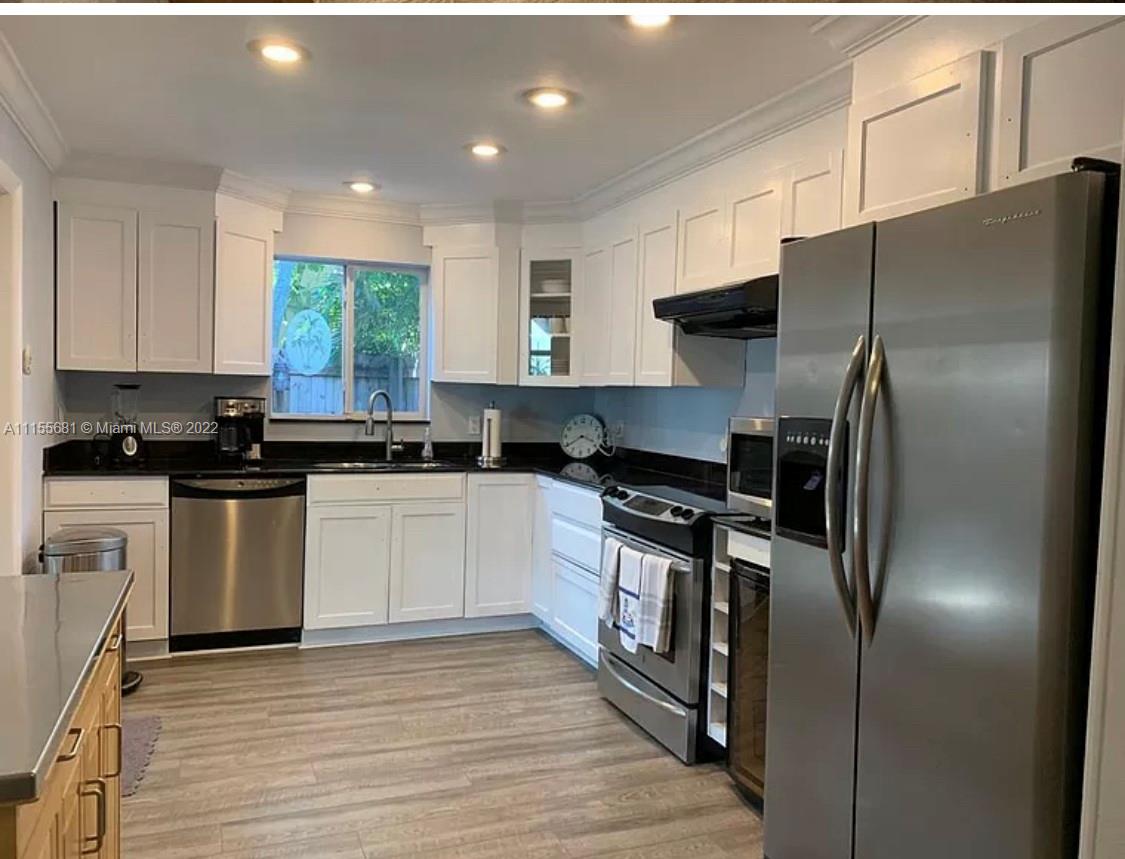 CRESTHAVEN 7 - Residential Lease