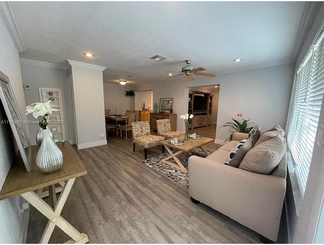 CRESTHAVEN 7 - Residential Lease