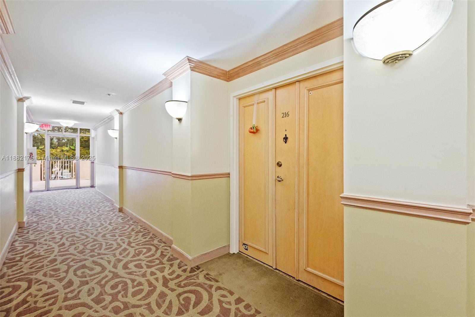 DORAL HOUSE CONDO NO 2 - Residential