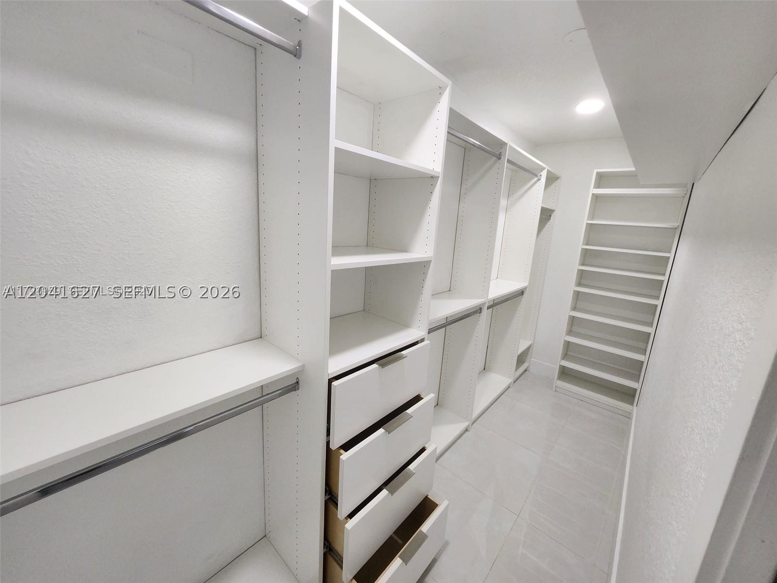 CANTON SUB - Residential