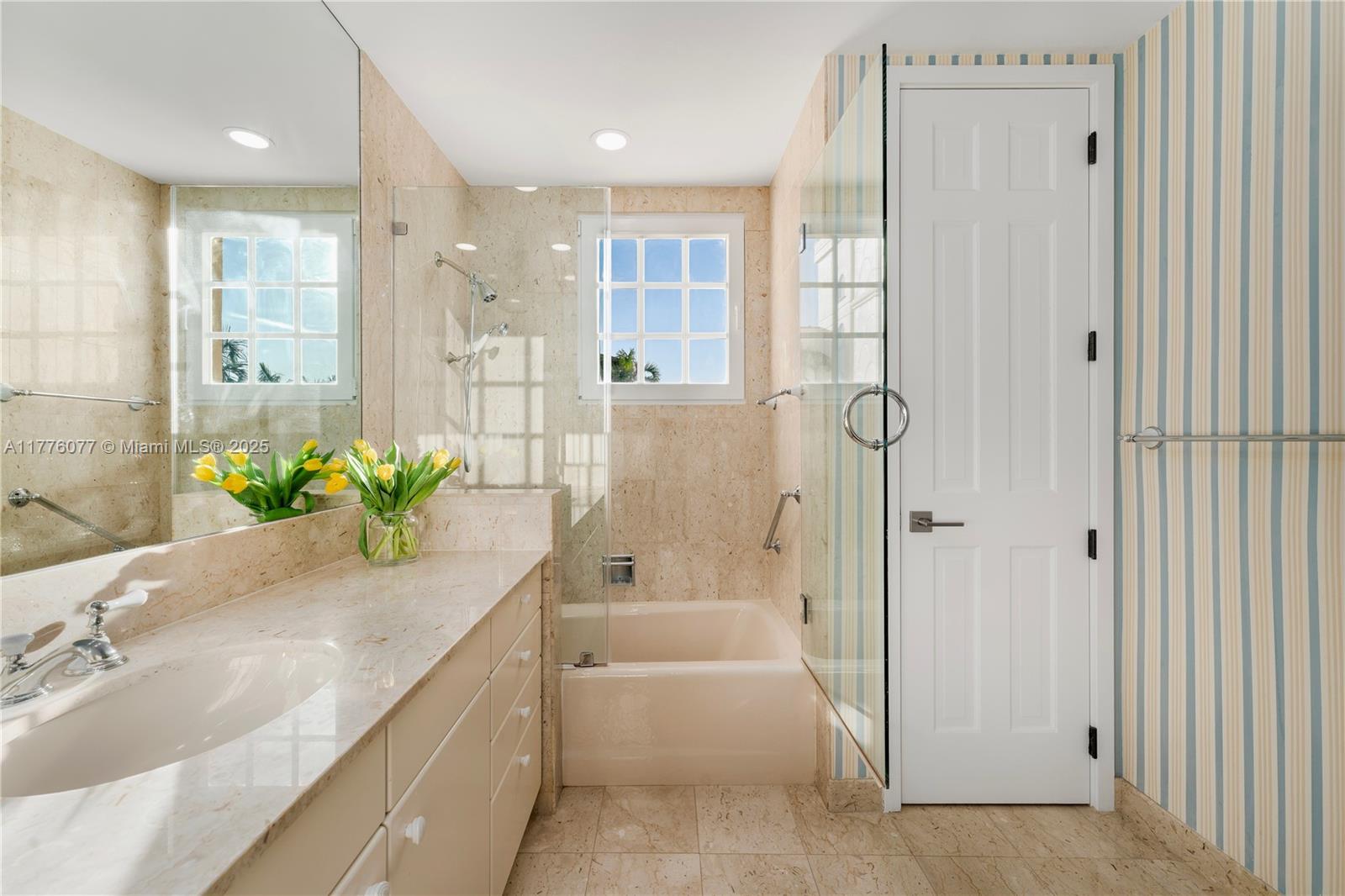 OCEANSIDE @ FISHER ISL CO - Residential