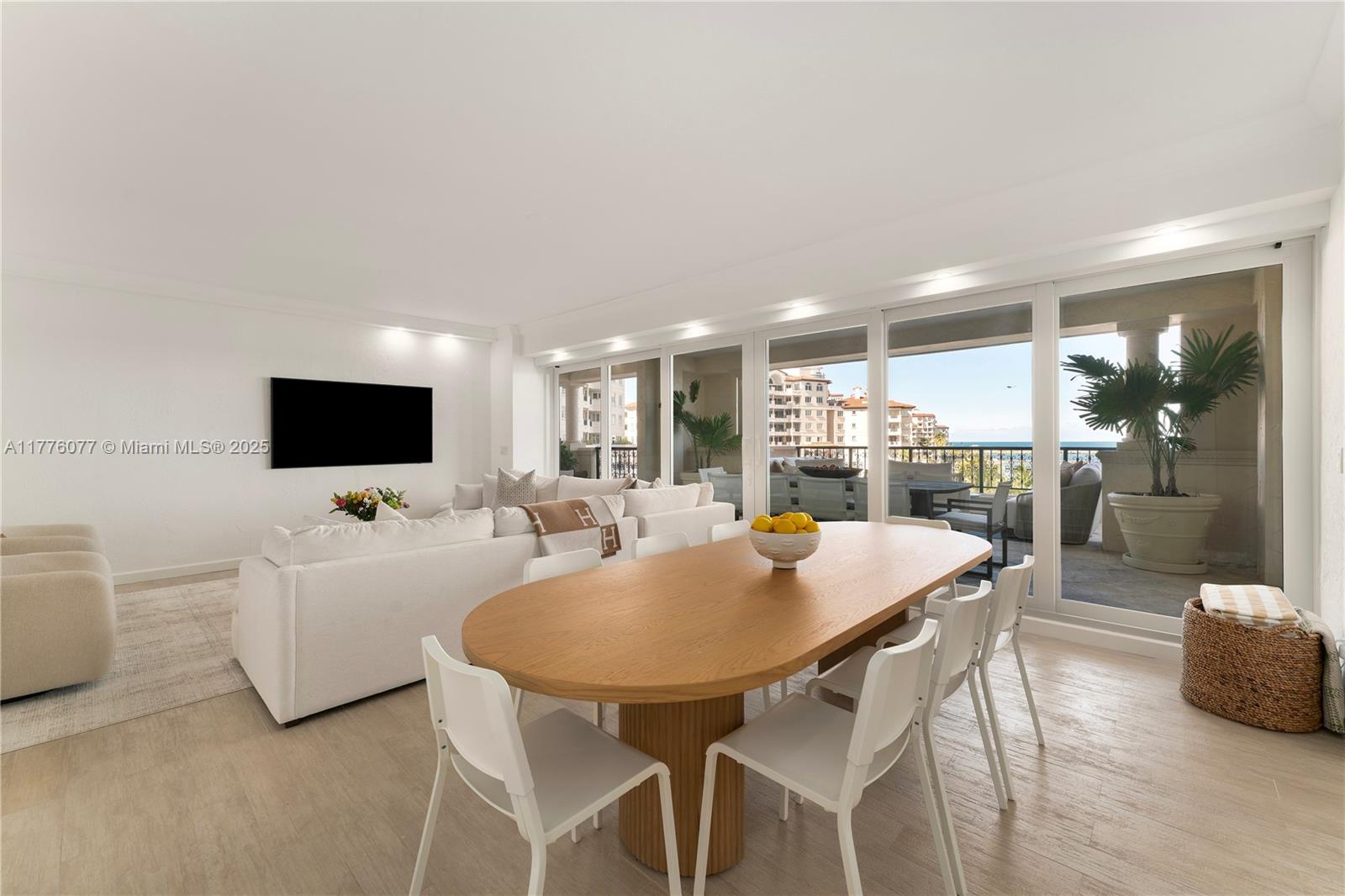 OCEANSIDE @ FISHER ISL CO - Residential