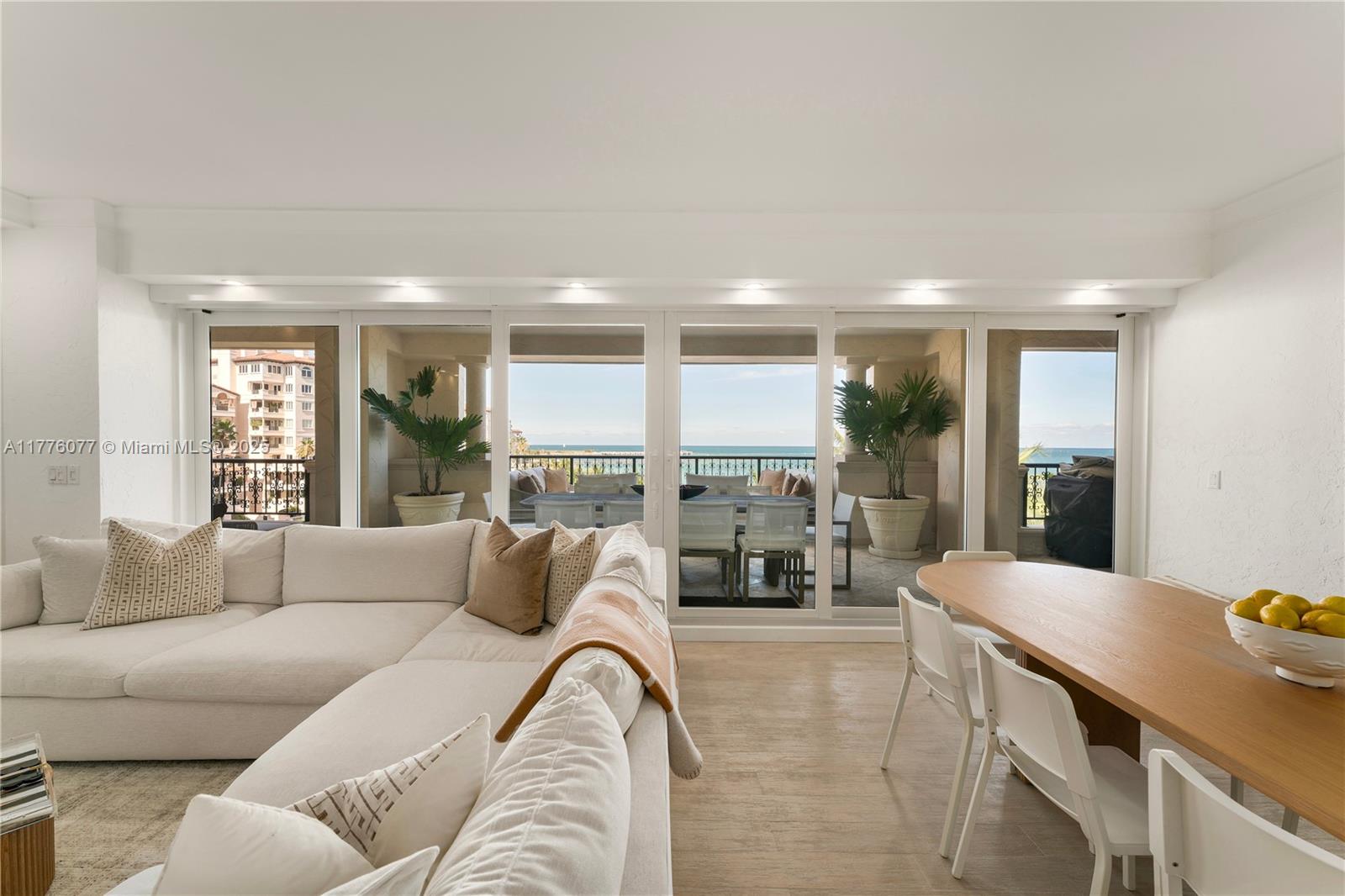 OCEANSIDE @ FISHER ISL CO - Residential