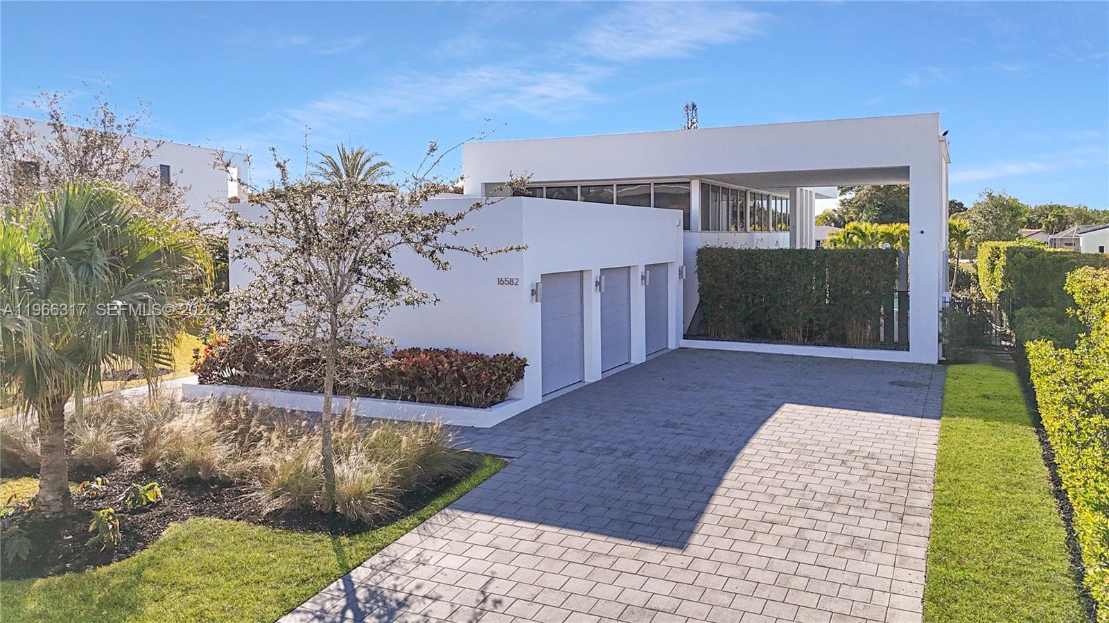 WESTON ESTATES - Residential