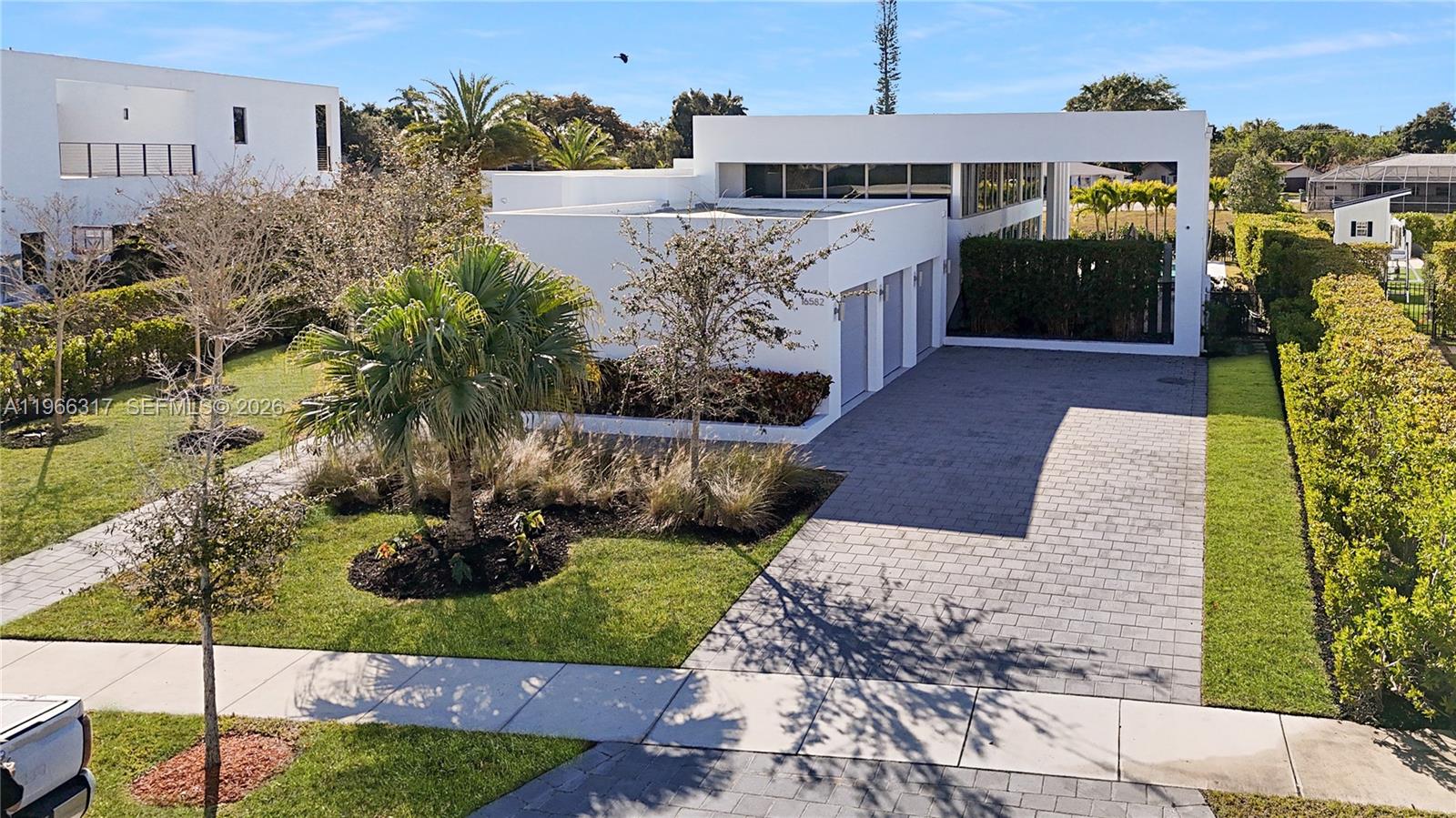 WESTON ESTATES - Residential