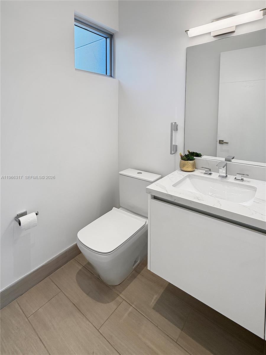 WESTON ESTATES - Residential