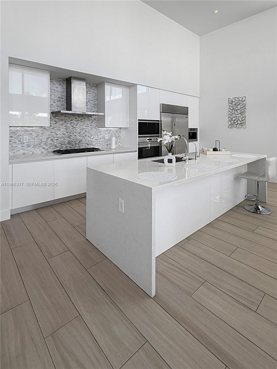 WESTON ESTATES - Residential
