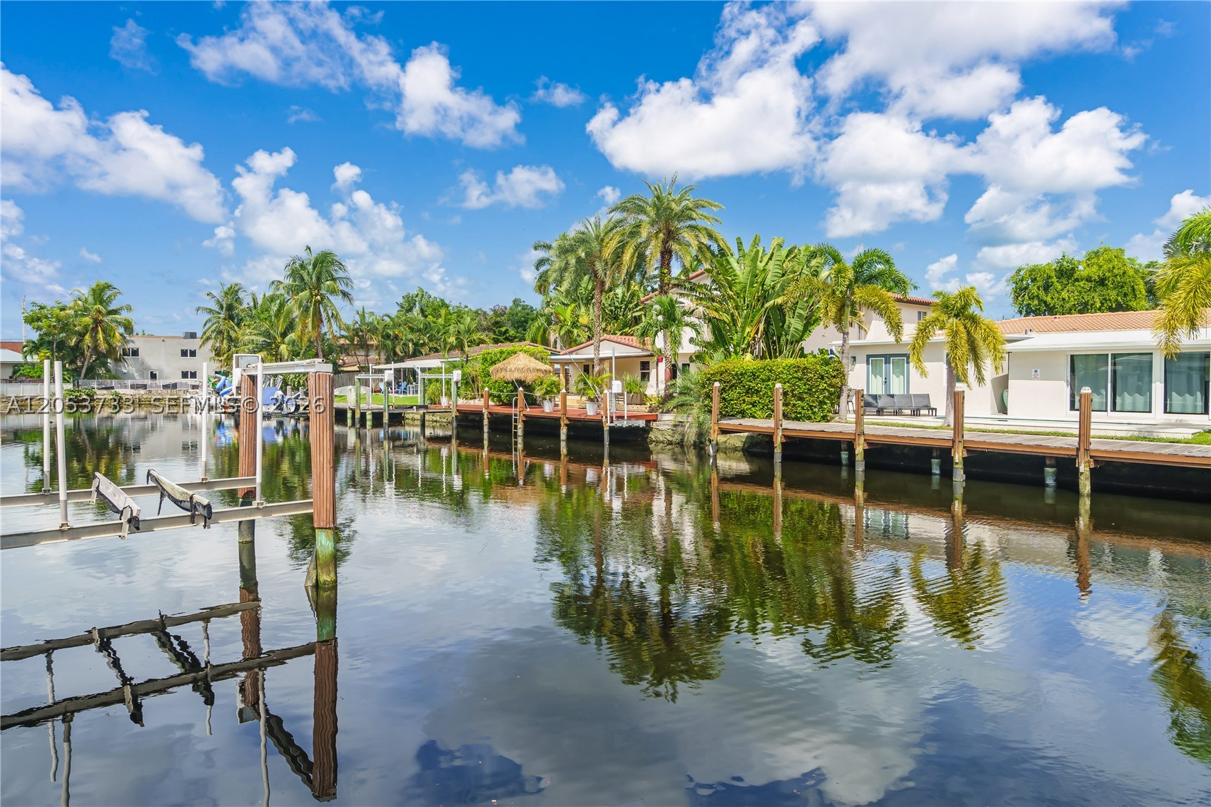 MIDDLE RIVER MANOR - Residential Lease