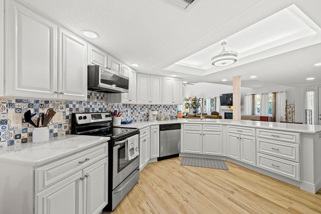 BREAKERS LANDING, A CONDO - Residential