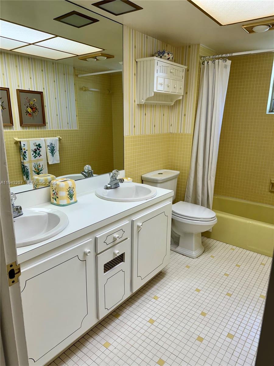 EASTERN SHORES 1ST ADDN - Residential
