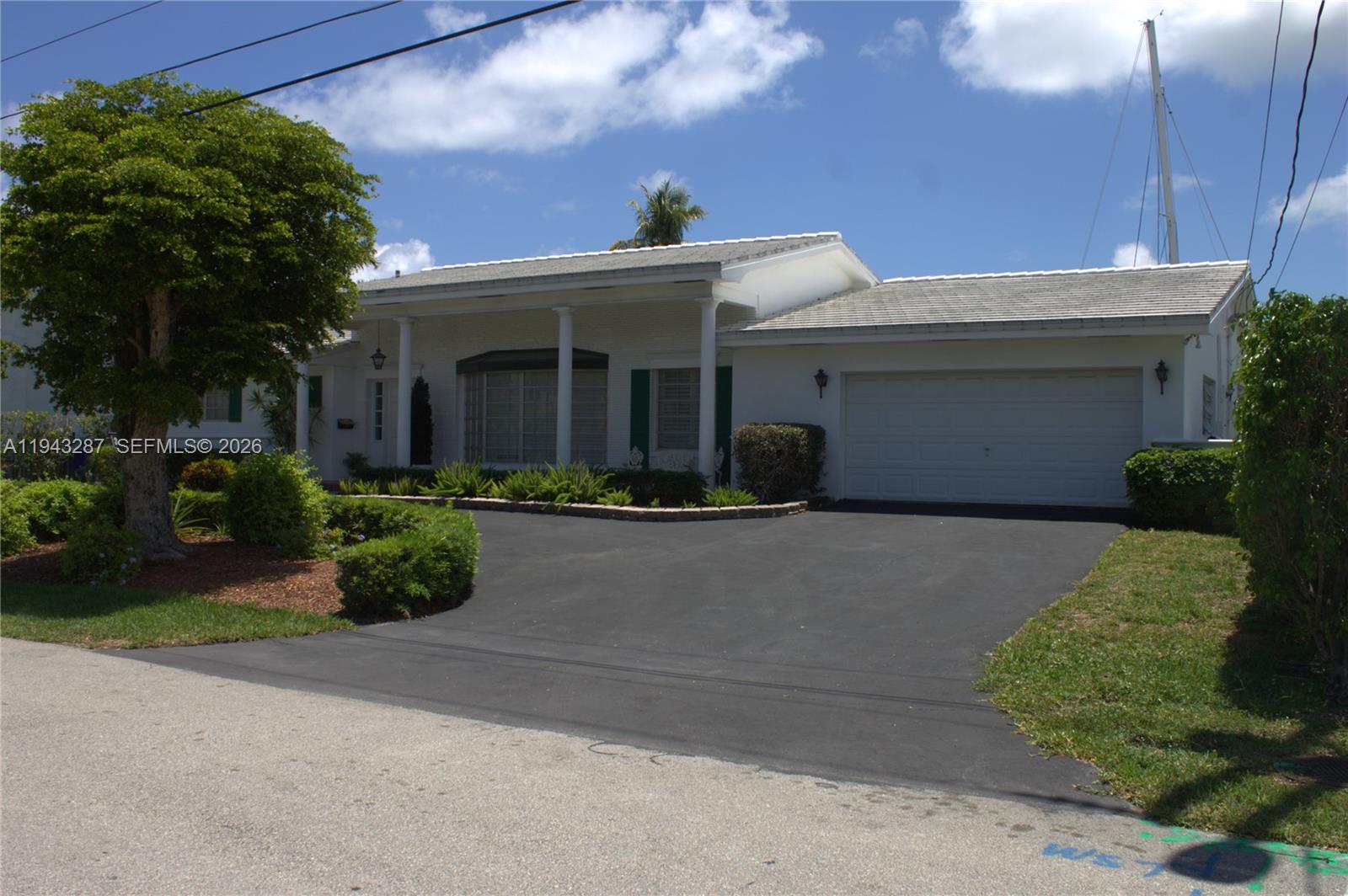 EASTERN SHORES 1ST ADDN - Residential