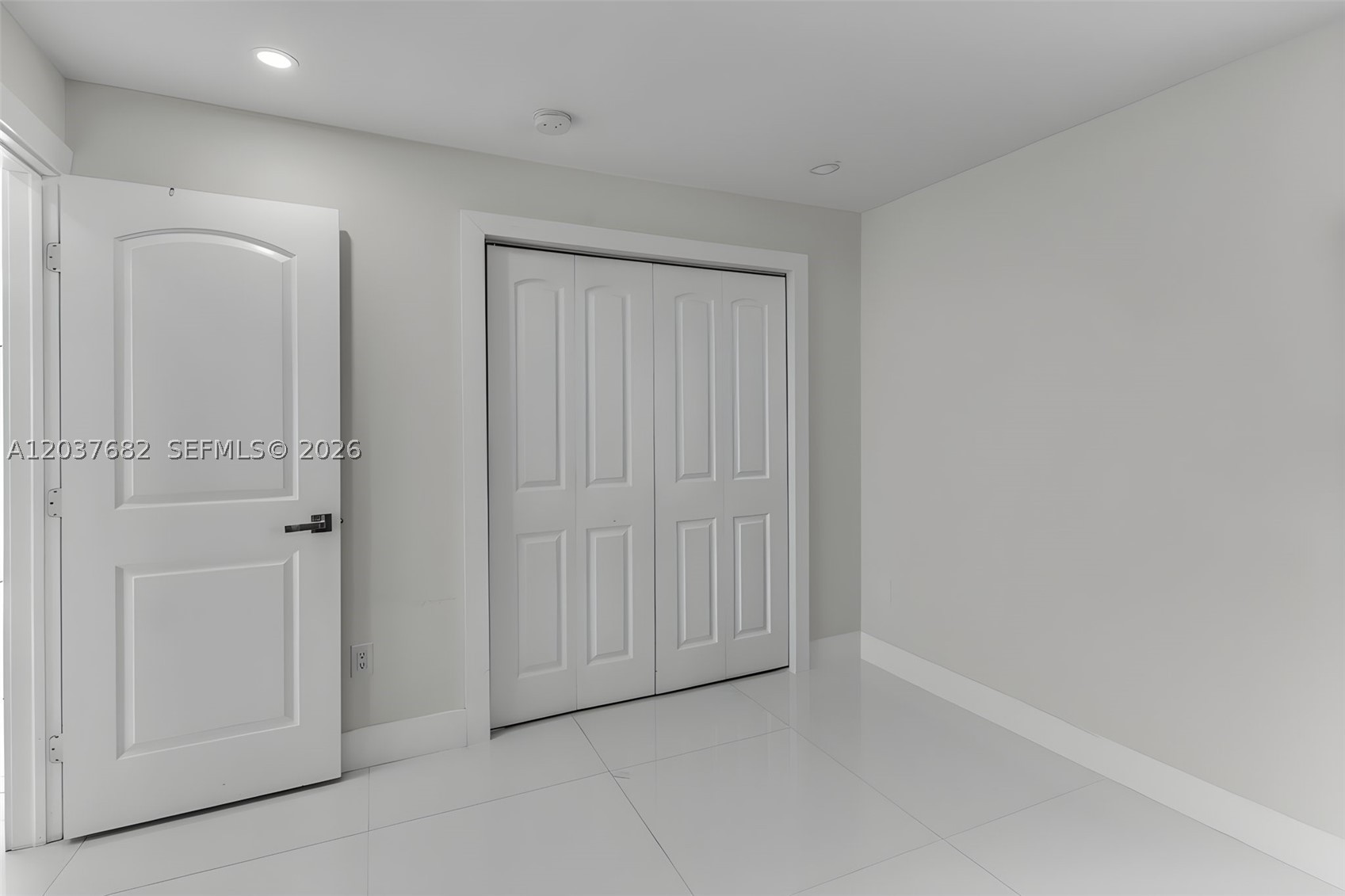 REDLANDS - Residential