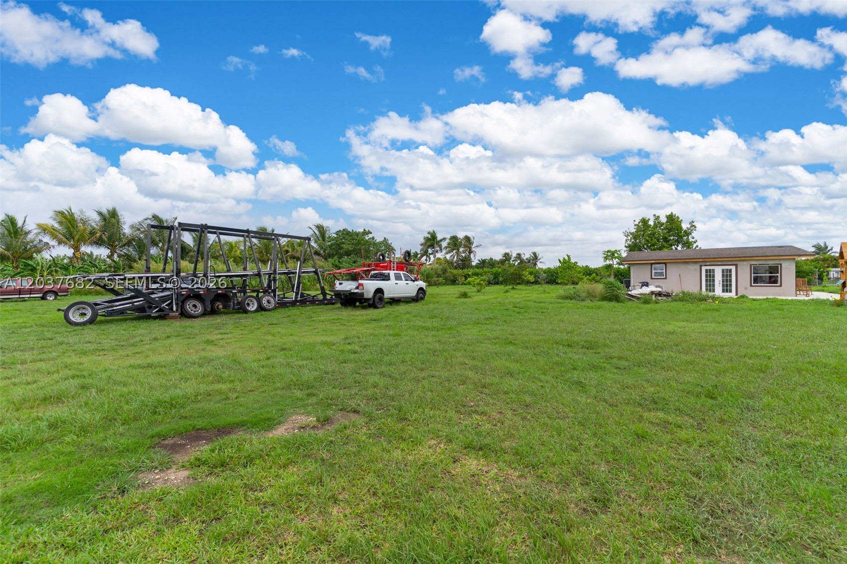 REDLANDS - Residential