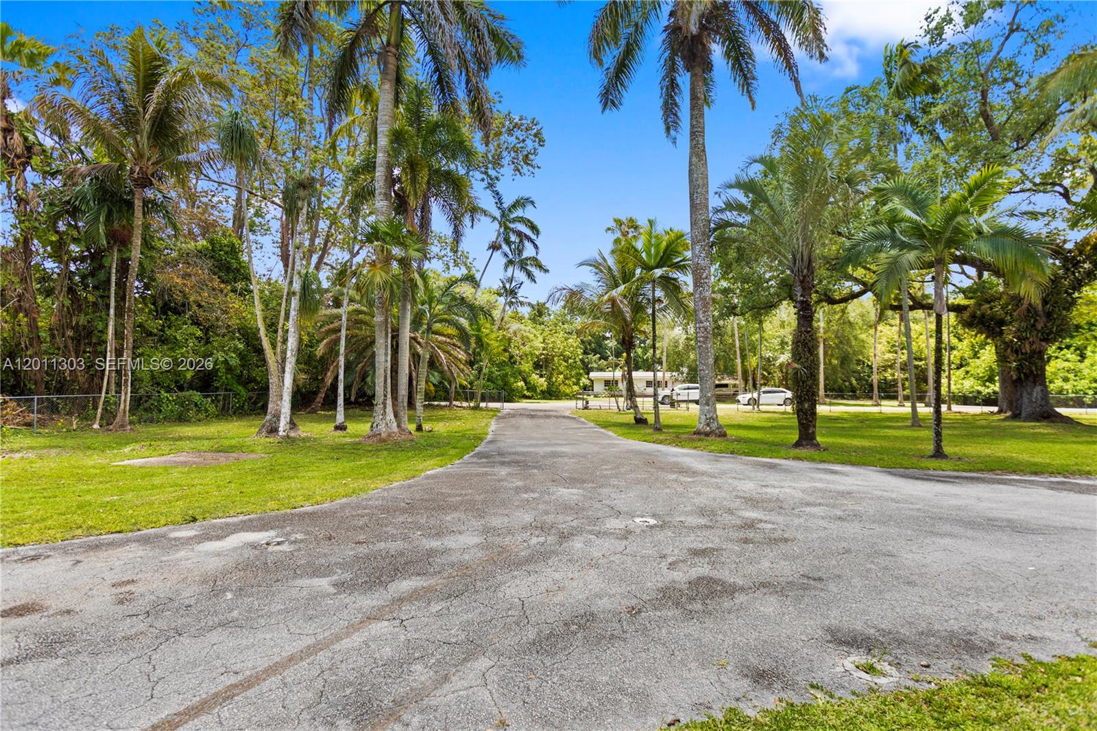 RIDGEWOOD ESTATES - Residential