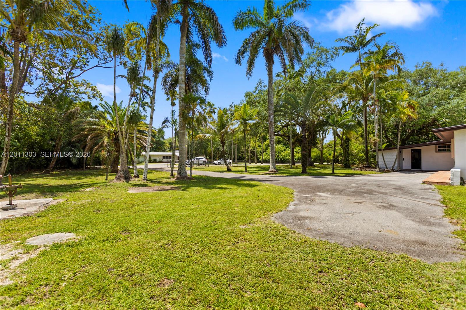 RIDGEWOOD ESTATES - Residential